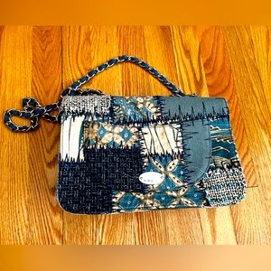 Preowned Pattern Hand Bag